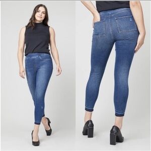 NWT SPANX | Classic Distressed Ankle Skinny Jeans in Medium Wash | Size L TALL